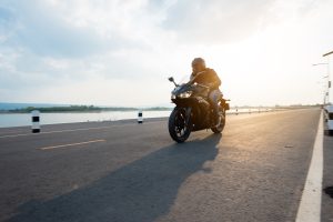 vantaggi dell'abbigliamento moto omologato
